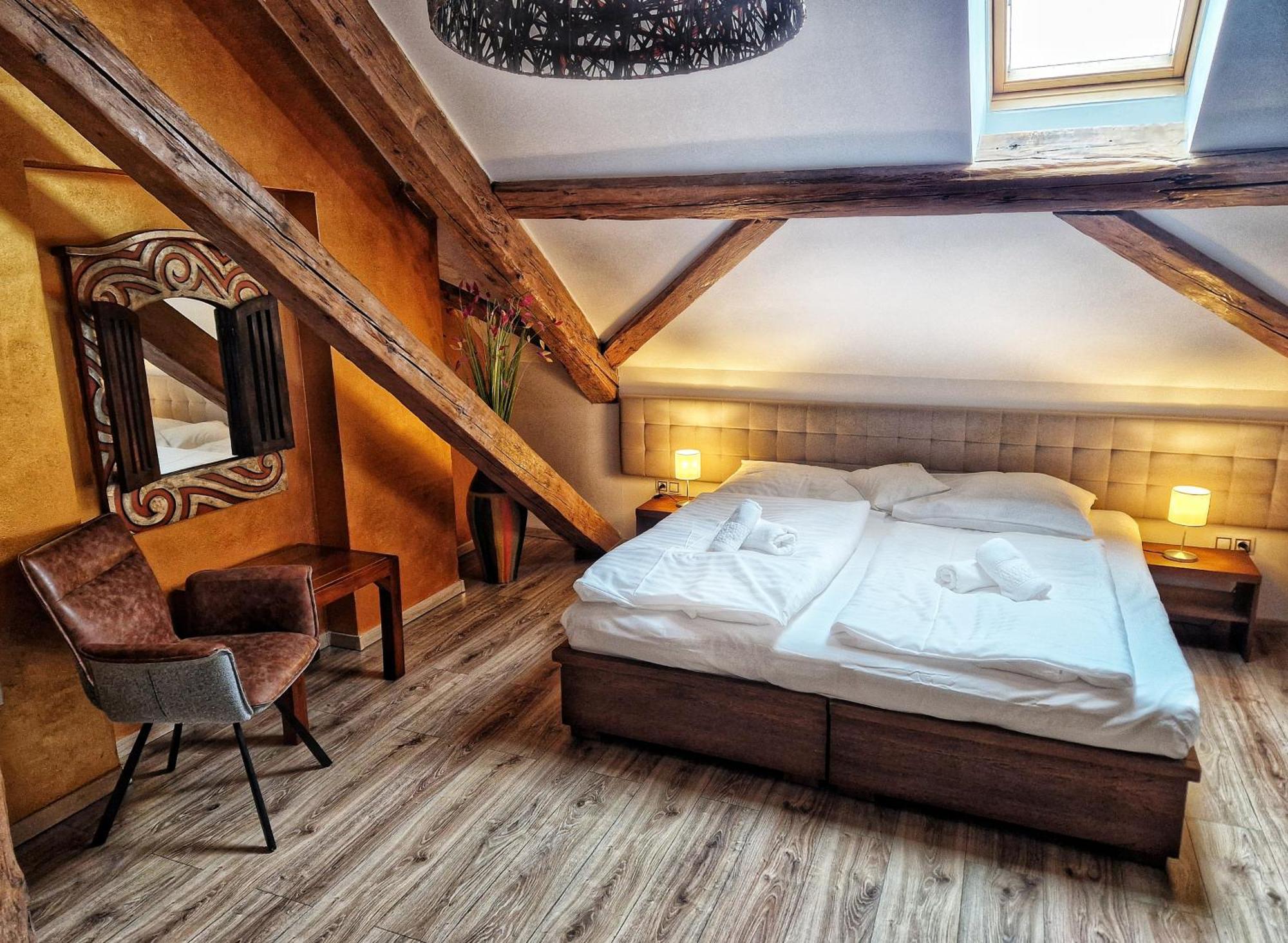In Spirit, hotel v Rožnovském pivovaru - Pivní Lázně, Wellness&Čokoládovna Rožnov pod Radhoštěm Exterior foto