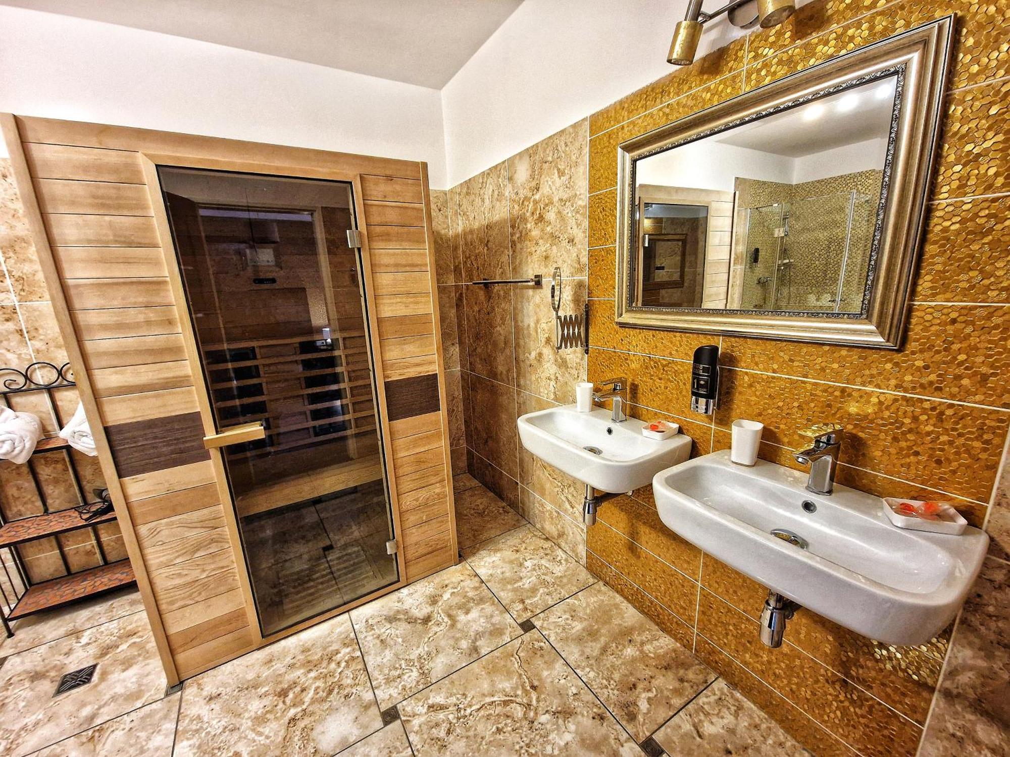 In Spirit, hotel v Rožnovském pivovaru - Pivní Lázně, Wellness&Čokoládovna Rožnov pod Radhoštěm Exterior foto